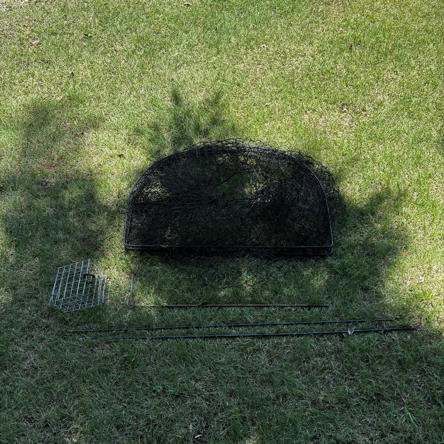 D Hoop Metal Frame/Mesh Netting Trap